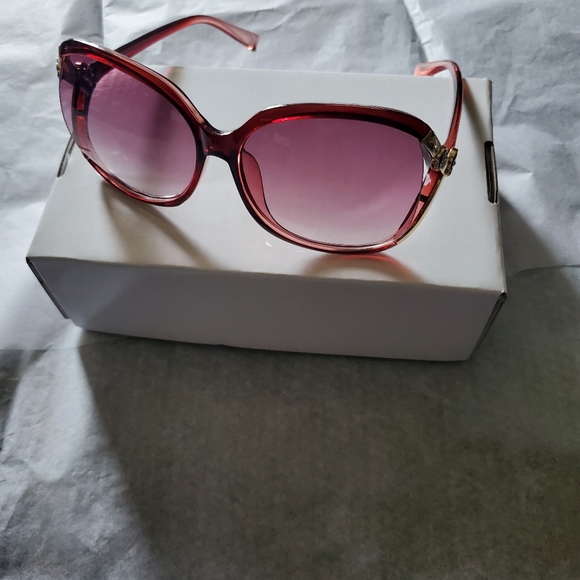 Vintage Style Shades - Picture 5 of 7